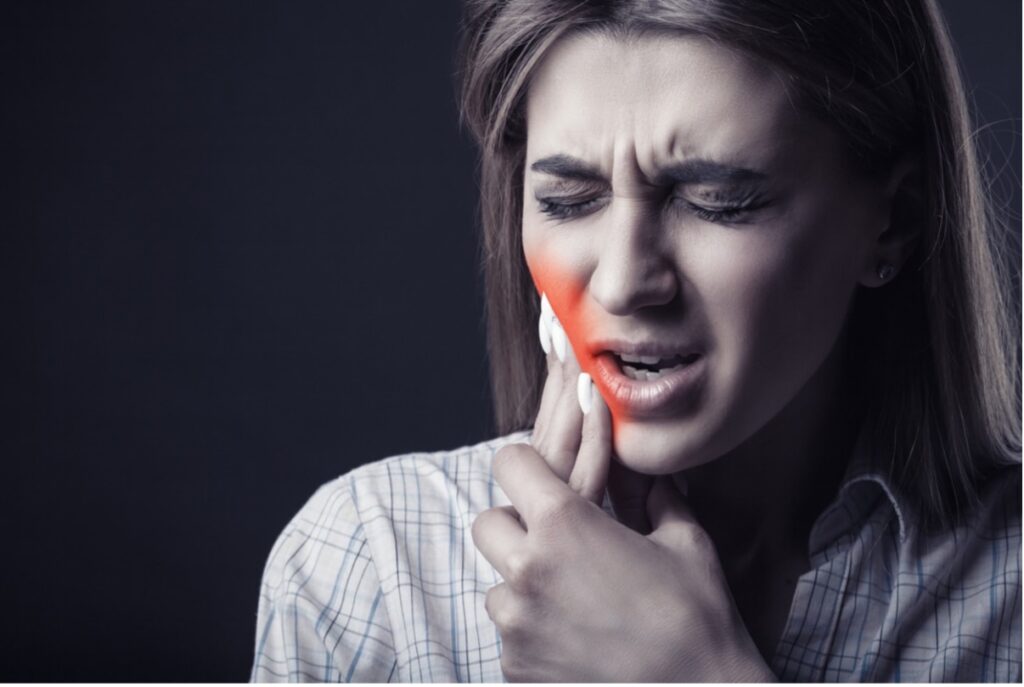 از کجا بدانیم درد دندان به عصب رسیده؟